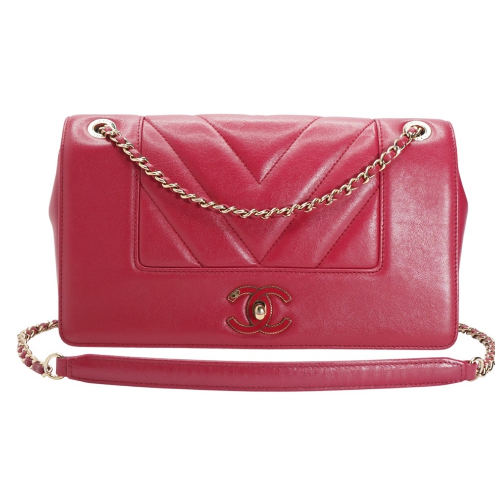 Authentic Chanel chevron classic in pristine condition ( fuschia)